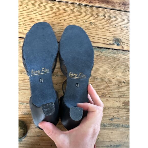 Very Fine Womens Black Dance Shoes Size 7.5 With Adjustable Strap & Kitten Heel - Picture 5 of 9